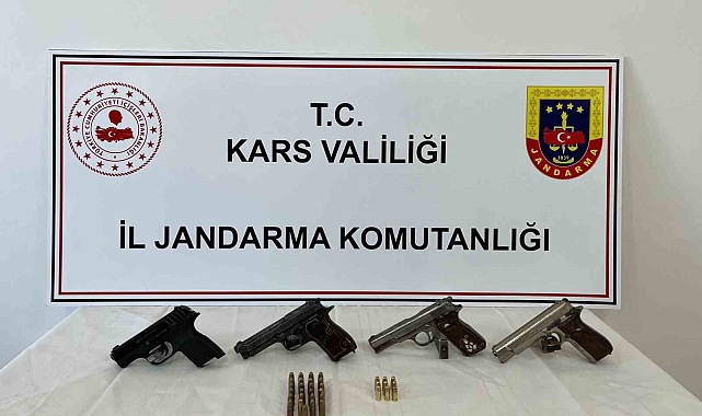 Kars'ta silah ticareti yapan 4 kişi yakalandı