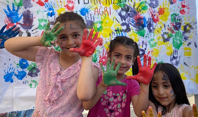 Kızılay Ağrı’da “Çocuk Festivali” düzenledi