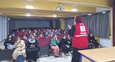 Kızılay Ağrı’da, Sağlıklı Yaşam ve Yaş Alma Eğitimi verdi