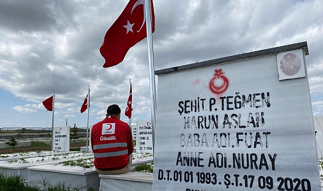 Kızılay Ağrı Şubesi Şehitleri Unutmadı