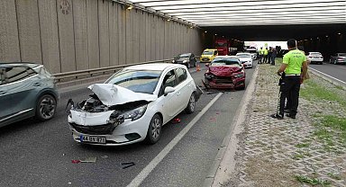 Malatya'da 5 aracın karıştığı kazada 3 kişi yaralandı