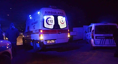 Malatya'da 80 ayrı suç kaydı bulunan adam ayrıldığı eşini bıçakla yaraladı