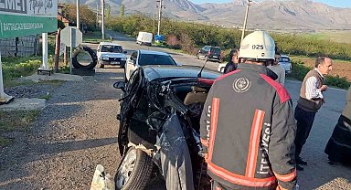 Malatya'da korkutan kaza; yolcu otobüsü devrildi, çok sayıda yaralı var