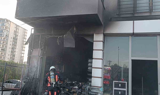 Malatya'da meydana gelen yangında maddi hasar oluştu