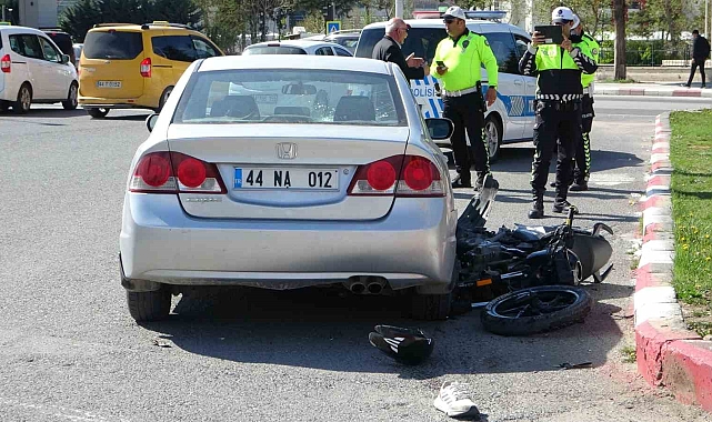 Malatya'da otomobil ile motosiklet çarpıştı: 2 yaralı