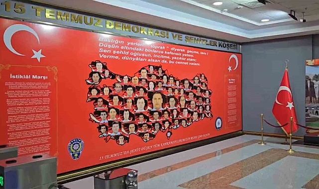 Müdür Şekeroğlu "15 Temmuz Demokrasi ve Şehitler Köşesi" oluşturdu