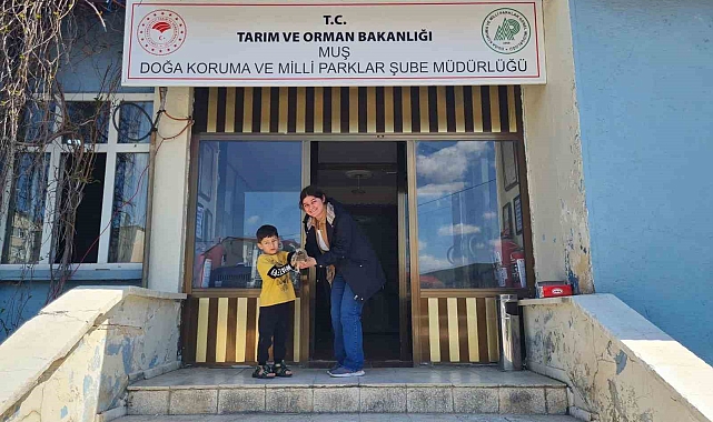 Muşlu çocuktan örnek davranış