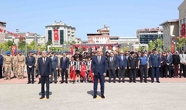 Muş'un düşman işgalinden kurtuluşunun 107. yıl dönümü coşkuyla kutlandı