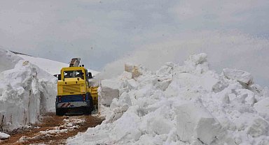 Nemrut Krater Gölü'nün yolu açılıyor