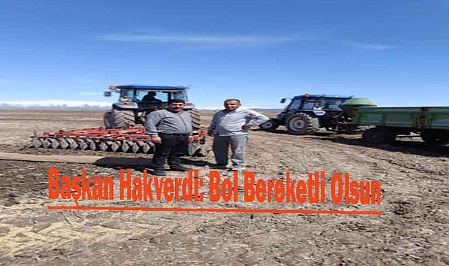 Patnos Ziraat Odası Başkanı Hakan Hakverdi Baharla Gelen Bereketi Çiftçilerle Karşıladı