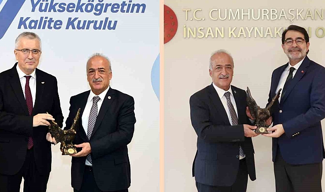 Rektör Çomaklı, YÖKAK Başkanı Kocabıçak ile İnsan Kaynakları Ofisi Başkanı Atay'ı ziyaret etti