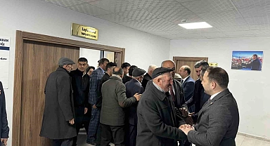 Siyasilerden bayramlaşma programı
