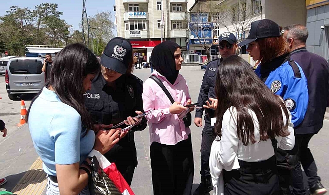 Tatvan'da 49 mağdur kadın KADES uygulaması sayesinde şiddetten kurtuldu