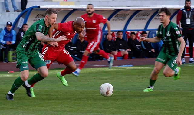 Trendyol 1. Lig: Erzurumspor FK: 0 - Sakaryaspor: 0