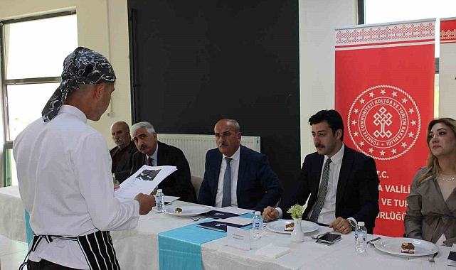 Turizm Bölümü öğrencileri yemek yarışmasında mücadele etti