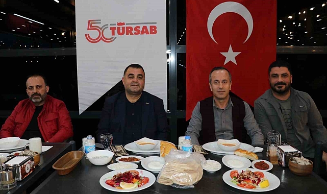 TÜRSAB Van'da  acentelerle iftarda bir araya geldi