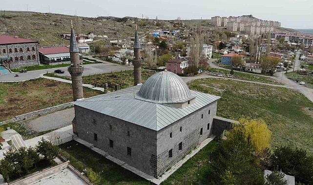"Ulu Camii'de Ermeniler 285 Türk'ü diri diri yaktı"