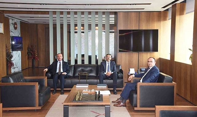 Vali Çelik: "Güzeldere ve Yeni Köprü tünelleri bitirilmeli"