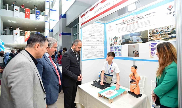 Van Yüzüncü Yıl Üniversite TÜBİTAK sergisi açıldı
