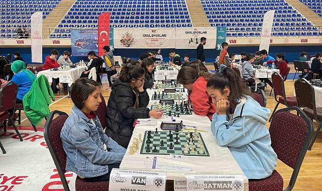 Van'da satranç turnuvası kazananları belli oldu
