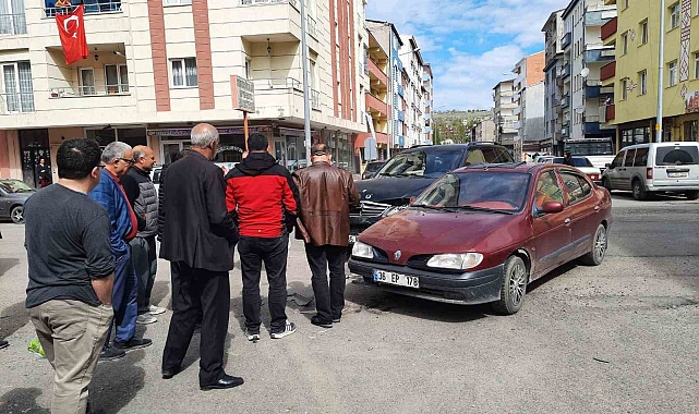2 Aracın Karıştığı Trafik kazası