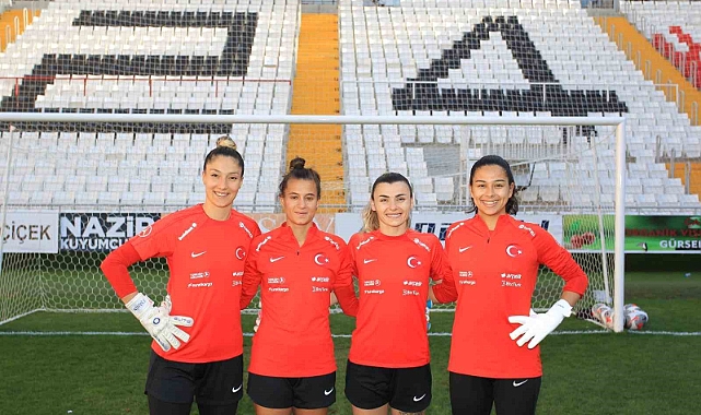 A Milli Kadın Futbol Takımının Azerbaycan maçı hazırlıkları devam ediyor