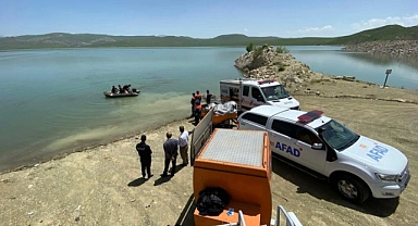 Ağrı’da, AFAD personeline su üstü arama kurtarma eğitimi verildi
