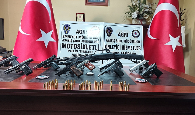 Ağrı'da “Asayiş Şok Uygulaması” ile çok sayıda ruhsatsız silah ele geçirildi