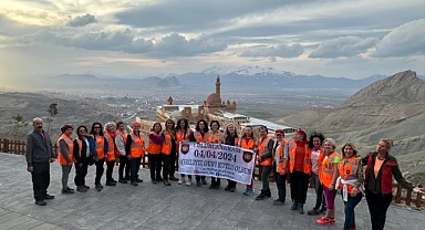 Ağrı’da “Kadına Şiddete Hayır” temalı farkındalık yürüyüşü düzenlendi