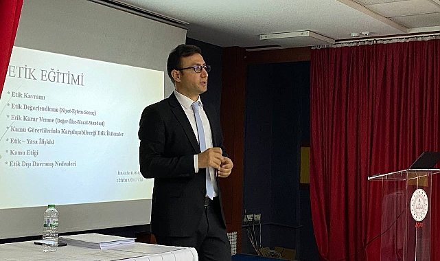 Ağrı'da öğretmenlere etik eğitimi semineri verildi
