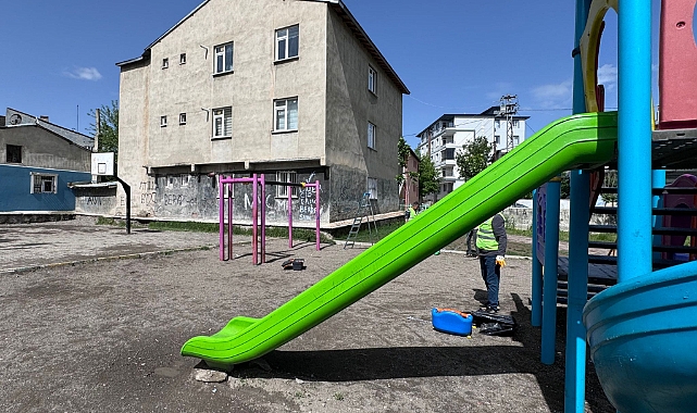 Ağrı’da Park ve Bahçeler Onarılıyor