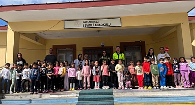 Ağrı'daki miniklere trafik eğitimi verildi (Videolu Haber)