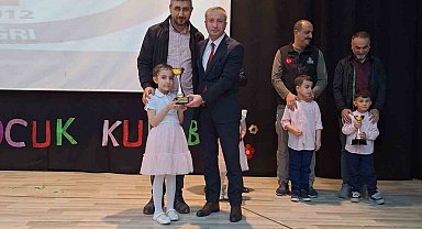 Ağrı Hayrat Çocuk Kulübü yıl sonu yeteneğini sergiledi