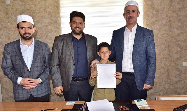 Ahlat'ta 'Örgün Eğitimle Birlikte Hafızlık Projesi' başladı