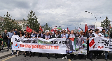 AİÇÜ İsrail'in Gazze'ye yönelik saldırılarını protesto etti