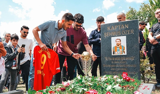 Amedspor’un şampiyonluk kupası efsane kaptana götürüldü!