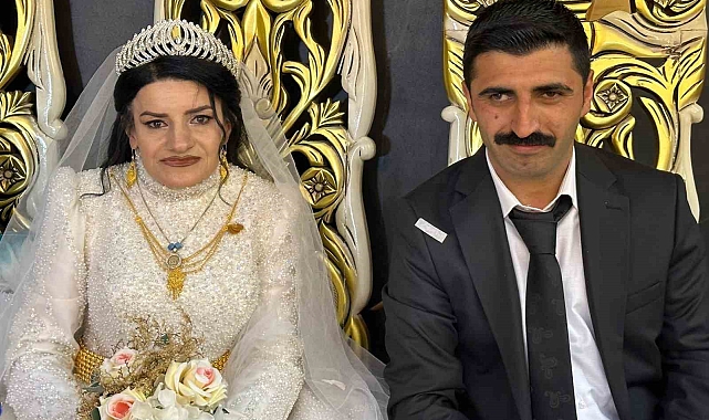 Aşkları engel tanımadı: Bedensel engelli çift görkemli bir düğünle dünya evine girdi