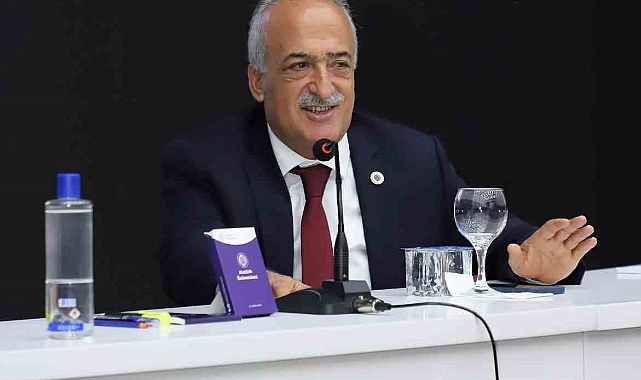 Atatürk Üniversitesi'nde Senato ve Yönetim Kurulu Toplantısı düzenlendi