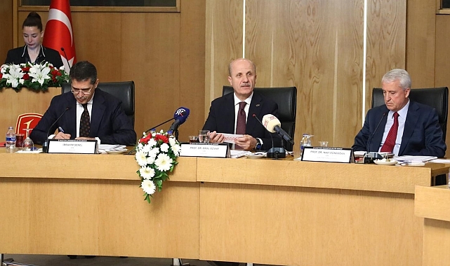 Atatürk Üniversitesi Rektörü Çomaklı, araştırma üniversiteleri destek programına katıldı