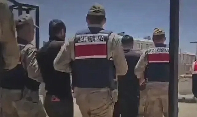 Bakan Yerlikaya açıkladı! 5 ilde "Kuyu-2" operasyonu: 3 ayrı organize suç örgütü çökertildi!