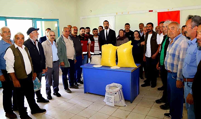 Bingöllü Çiftçiye hibe destekli horoz kuru fasulyesi dağıtıldı