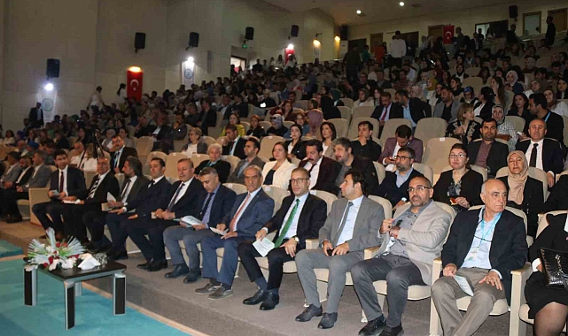 Bitlis Eren Üniversitesi'nde 1. Uluslararası Sağlık Bilimleri Kongresi düzenlendi
