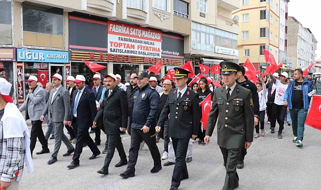 Bitlis'in Ahlat ilçesin de 19 Mayıs coşkusu