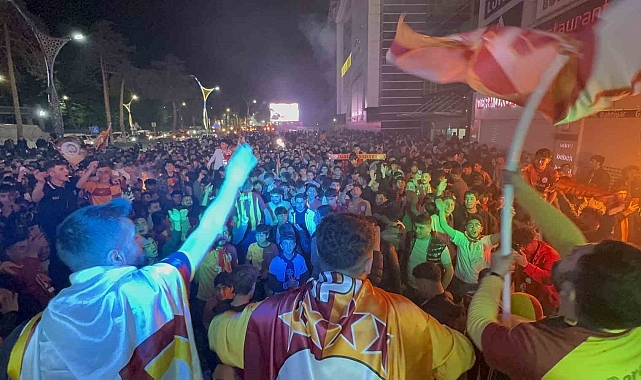 Bitlis'te Galatasaray'ın şampiyonluğu  coşkuyla kutlandı