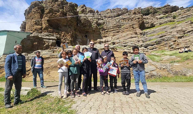Bitlis'te 'Tatvanname' kitabı için İncekaya kraterine gezi ve inceleme ziyareti