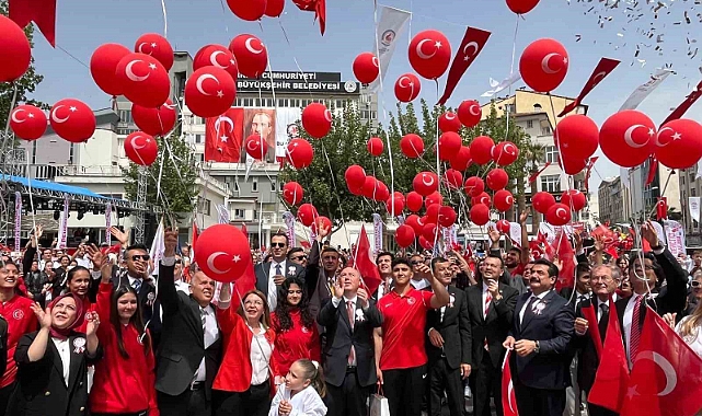 Denizli’de 19 Mayıs coşkuyla kutlandı