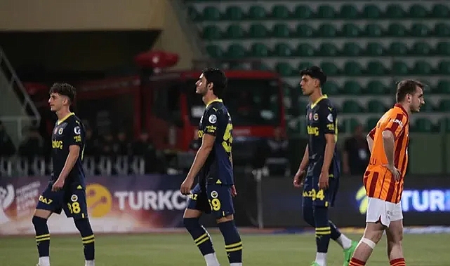 Derbinin perde arkası! Galatasaray- Fenerbahçe berabere kalırsa ne olur? Muhtemel 11'ler...