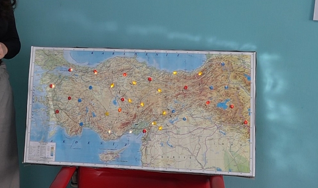 Erciş'te fen bilgisi öğretmeni materyal tasarım yarışmasında dereceye girdi