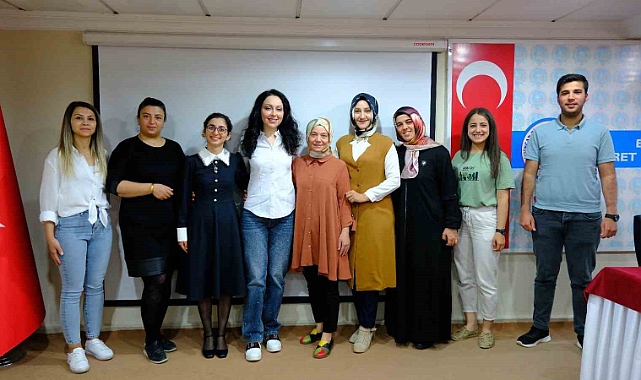 Erzincan Binali Yıldırım Üniversitesi'nde kadın girişimcilere sorun çözme becerisi eğitimi verildi