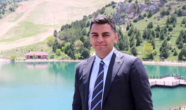 Erzincan İl Özel İdaresi Genel Sekreteri Canpolat, kentte yapılan çalışmaları basınla paylaştı